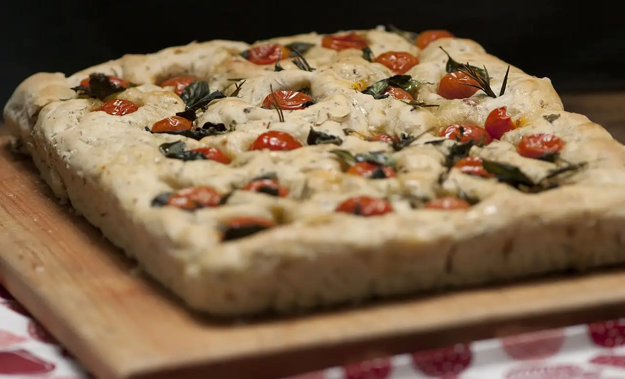 Wat eet je bij focaccia brood